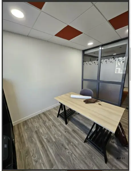 Bureau à louer - La Roche-Sur-Yon (85000) - 30 m² - 295 €/mois