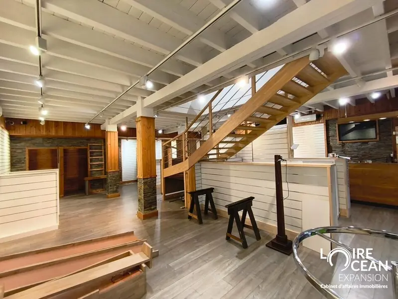 Local Commercial à louer - Saint-Sébastien-Sur-Loire (44230) - 133 m² - 1 666...