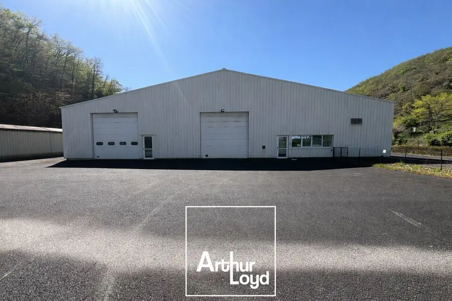 A louer Locaux d'activité 3000m² Souillac
