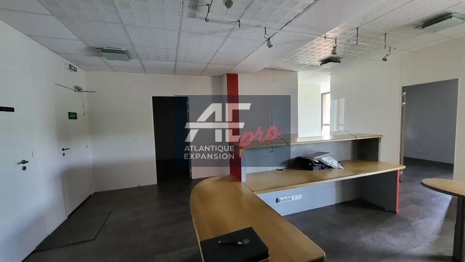 Bureau à louer - Saint-Nazaire (44600) - 105 m² - 1 300 €/mois