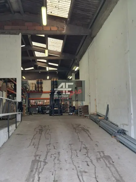 Entrepôt / Activité à louer - Saint-Nazaire (44600) - 467 m² - 3 618 €/mois
