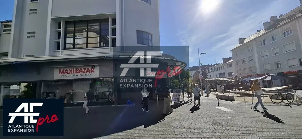 Local Commercial à vendre - Saint-Nazaire (44600) - 1450 m²