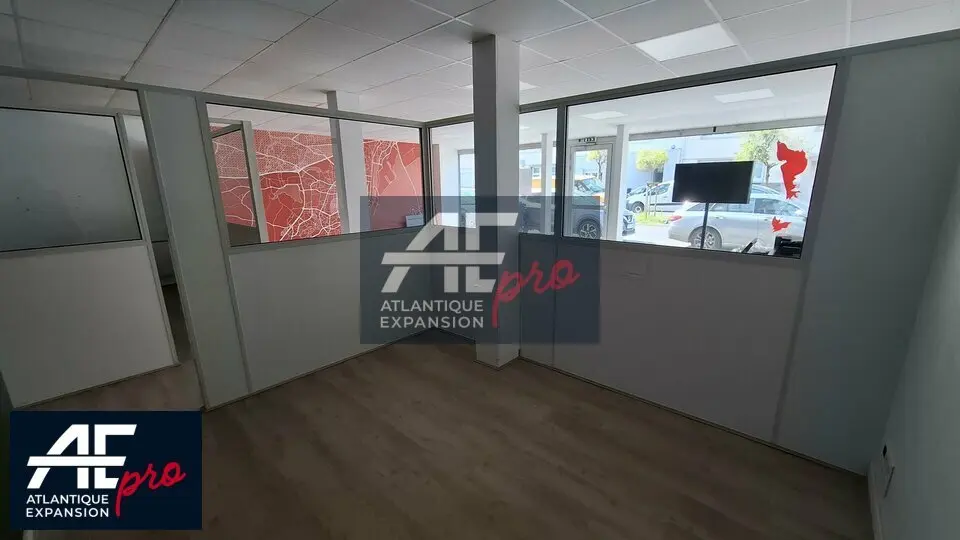 Local commercial/Bureau à louer par Atlantique Expansion Pro
