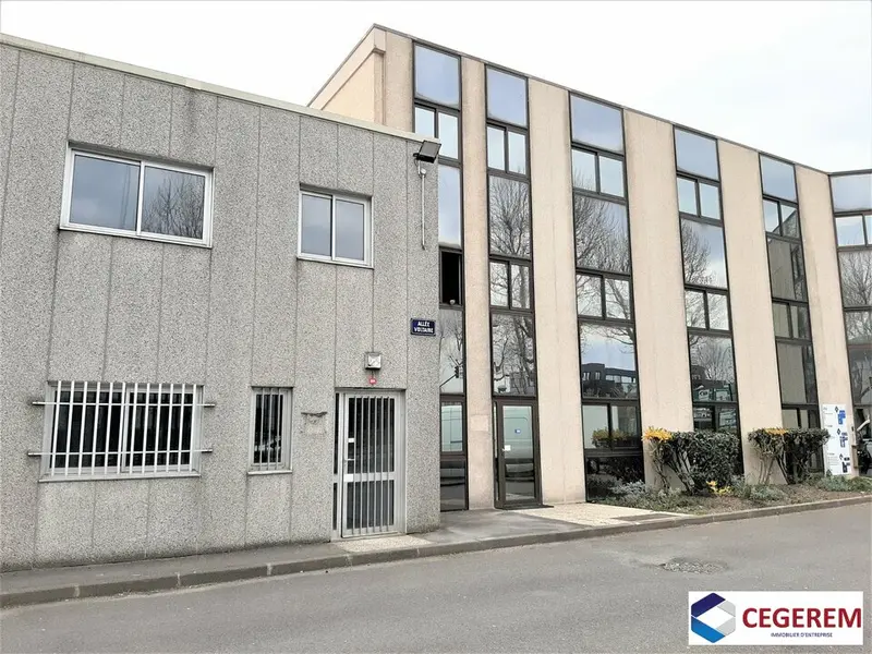 Bureau à louer - Grigny (91350) - 123 m²