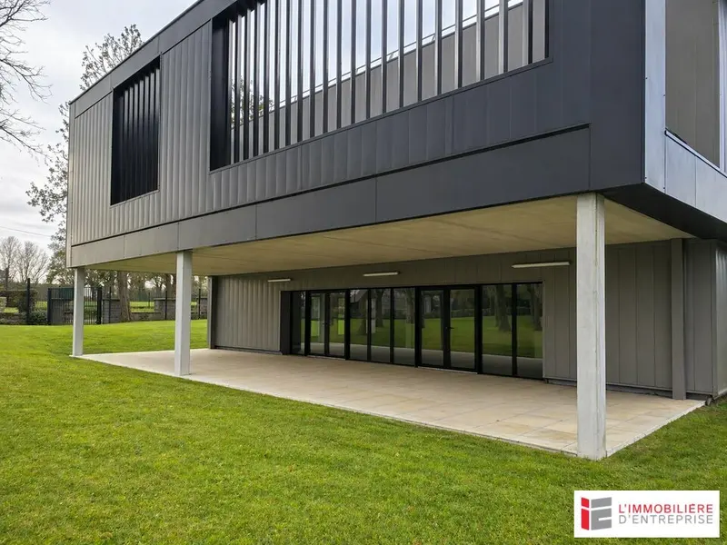 Entrepôt / Activité à louer - Saint-Grégoire (35760) - 240 m² - 2 400 €/mois
