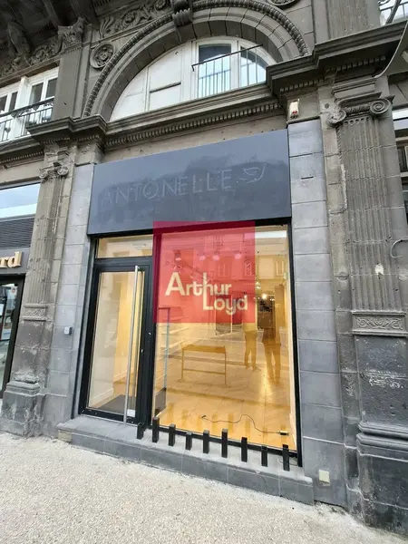 CLERMONT-FERRAND CENTRE VILLE LOCAL COMMERCIAL 95 m² A LOUER
