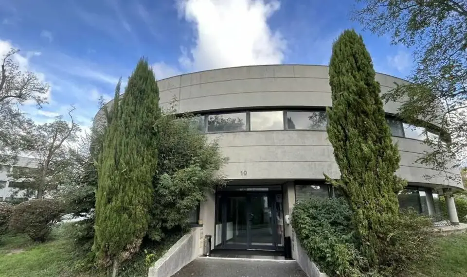 Bureau à louer - Mérignac (33700) - 395 m² - 4 120 €/mois