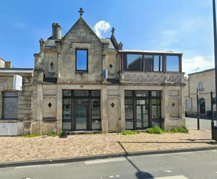 Local Commercial à louer - Bordeaux (33000) - 121 m² - 2 500 €/mois