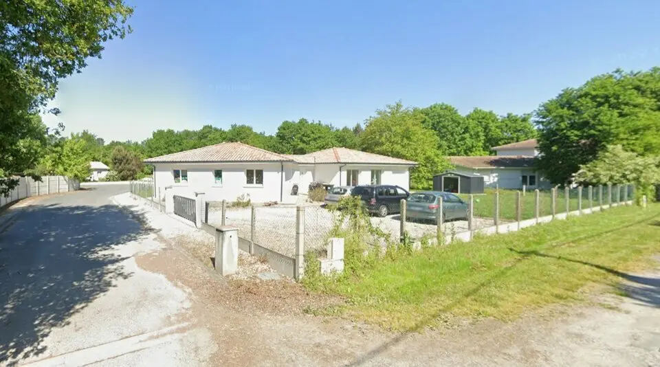 Bureau à louer - Saint-Jean-D'Illac (33127) - 310 m² - 3 358 €/mois