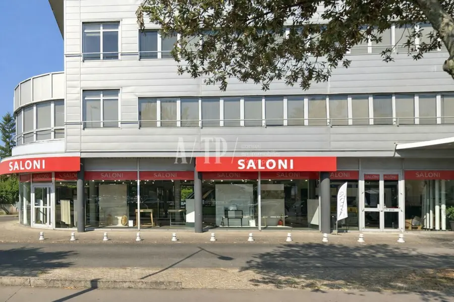 Local Commercial à louer - Mérignac (33700) - 260 m² - 4 441 €/mois