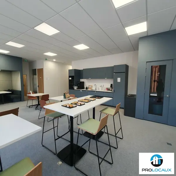 Bureau à louer - Grenoble (38000) - 10 m² - 120 €/mois