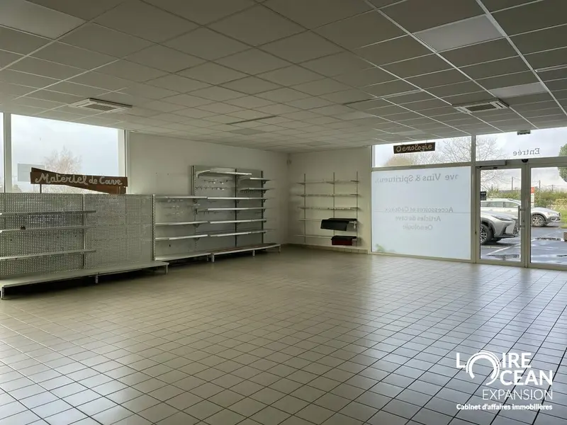 Local Commercial à vendre - Vallet (44330) - 780 m²