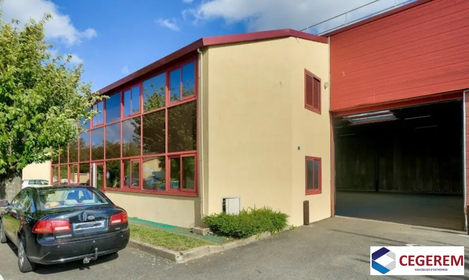 Entrepôt / Activité à louer - Bondoufle (91070) - 434 m² - 3 797 €/mois