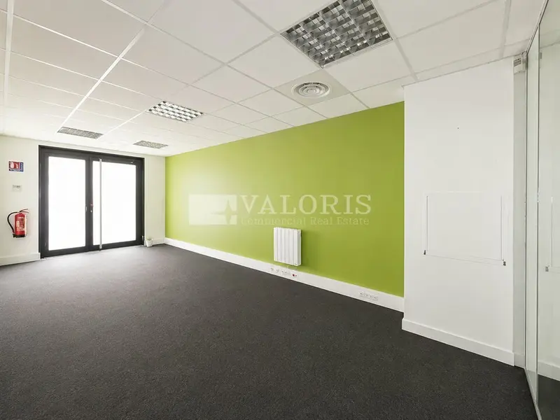 Bureau à louer - Caluire-Et-Cuire (69300) - 86 m² - 1 300 €/mois