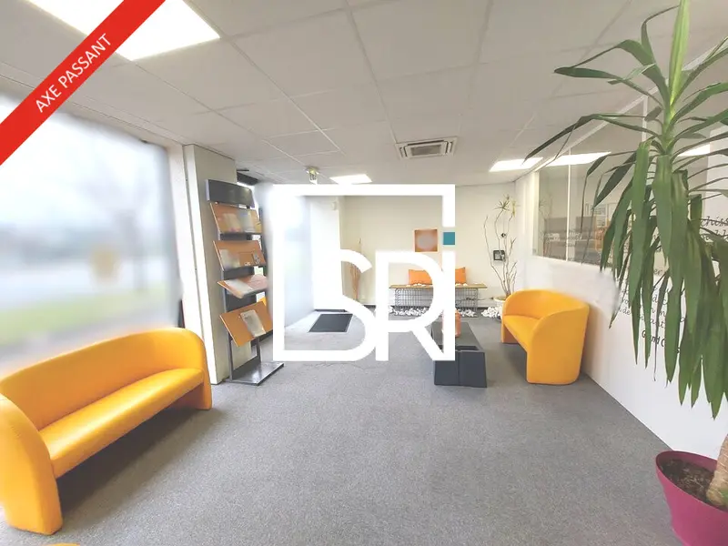 Local Commercial à louer - Clermont-Ferrand (63100) - 220 m² - 2 511 €/mois