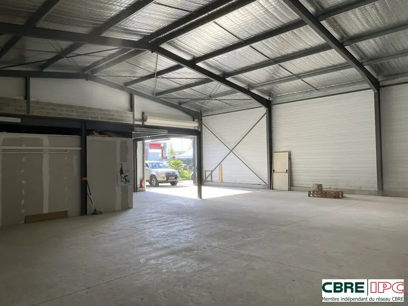 Entrepôt / Activité à louer - Castets (40260) - 200 m² - 1 100 €/mois