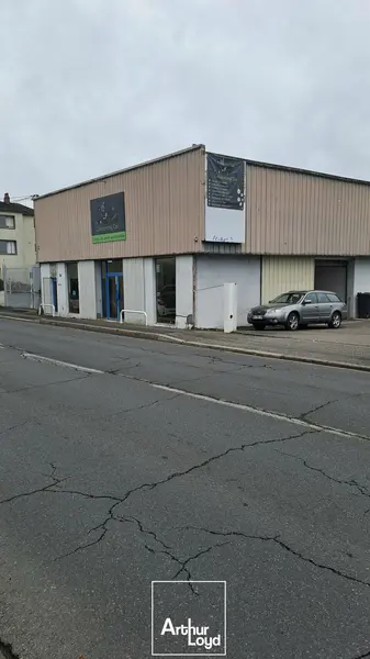 Entrepôt / Activité à louer - Brive-La-Gaillarde (19100) - 146 m² - 1 300 €/mois