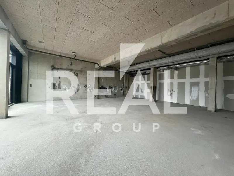 Local Commercial à louer - Bordeaux (33300) - 195 m² - 3 747 €/mois