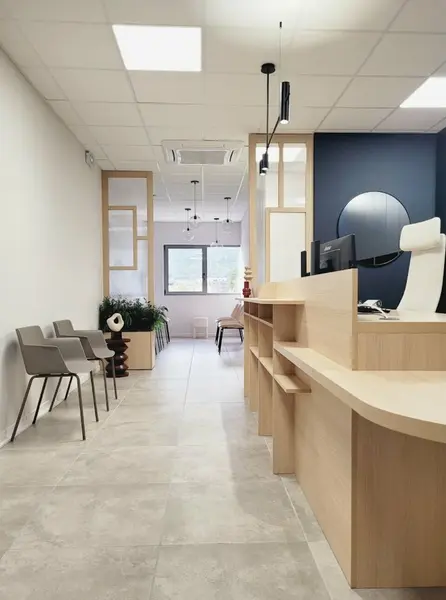 Bureau à louer - Crolles (38920) - 186 m² - 2 083 €/mois