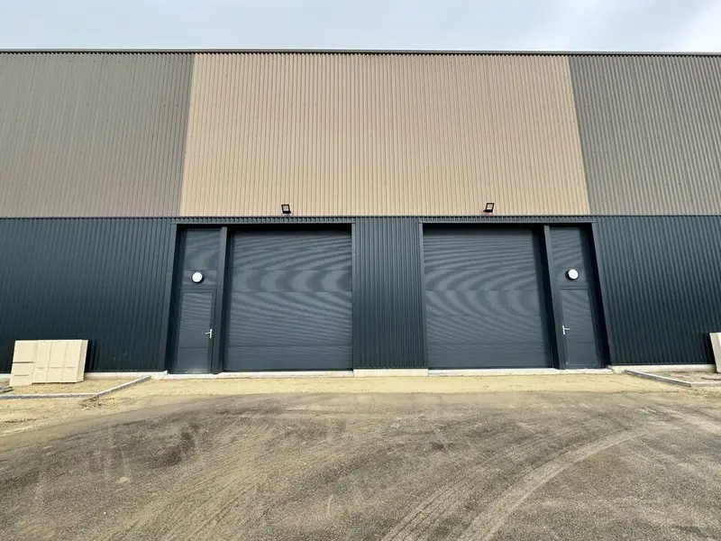 Entrepôt / Activité à vendre - Flins-Sur-Seine (78410) - 456 m²