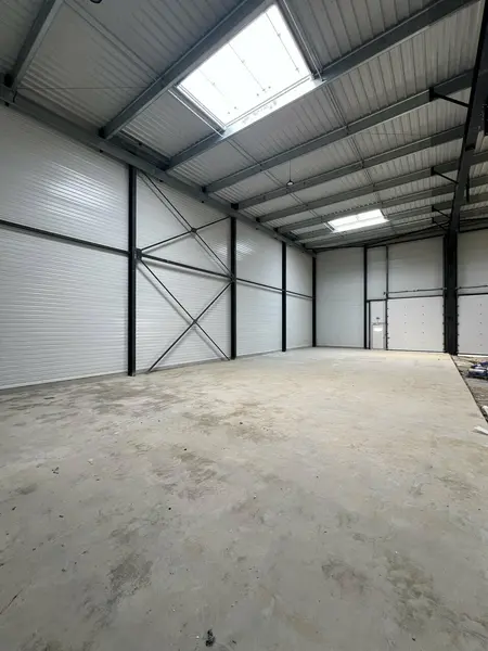 Entrepôt / Activité à vendre - Chennevières-Lès-Louvres (95380) - 405 m²