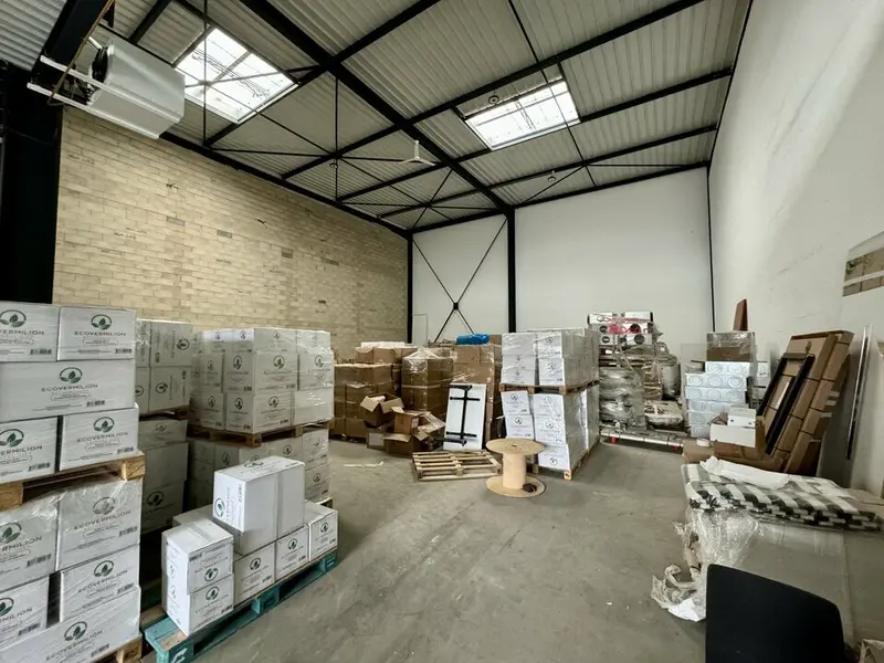 Entrepôt / Activité à louer - Groslay (95410) - 579 m² - 5 307 €/mois