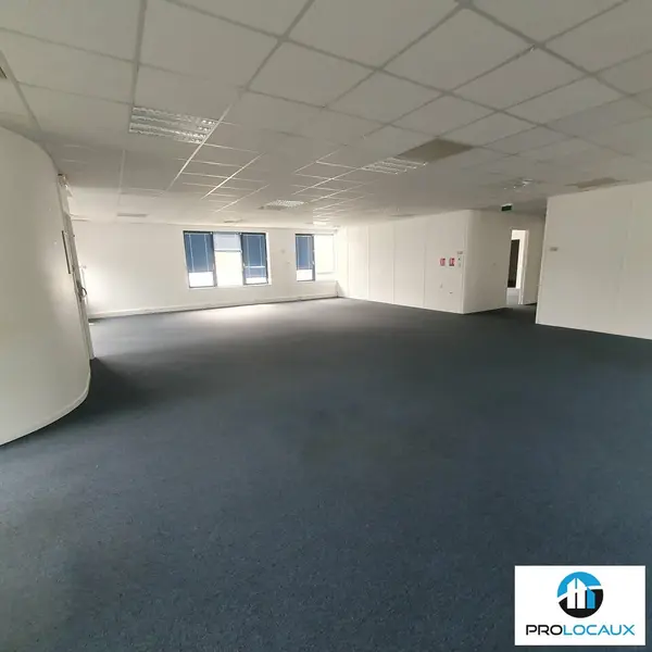 Bureau à vendre - Meylan (38240) - 1600 m²