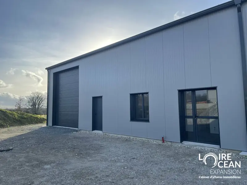 A vendre Locaux d'activité 250m² Divatte-sur-Loire