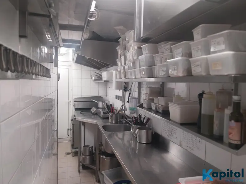 Fonds de commerce à vendre - Restauration - Paris 17 (75017) - 245 000 €