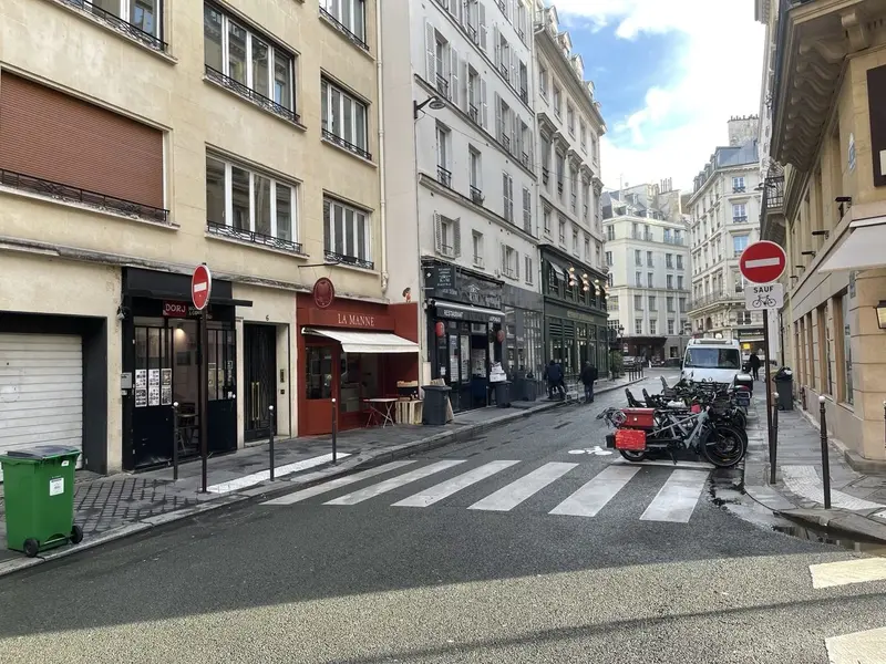 Fonds de commerce à vendre - Restauration - Paris 02 (75002) - 602 800 €