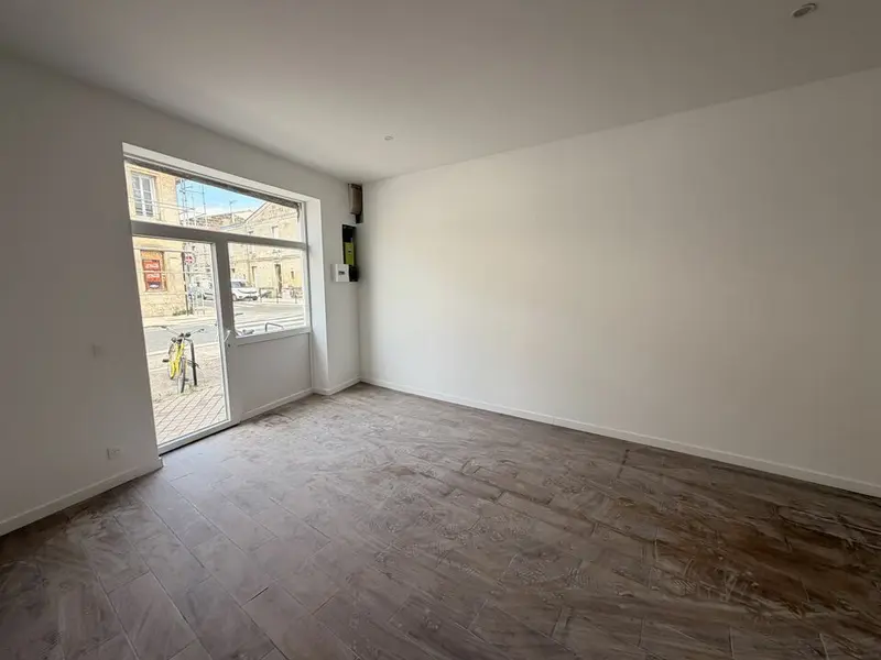 Entrepôt / Activité à louer - Bordeaux (33300) - 40 m² - 600 €/mois