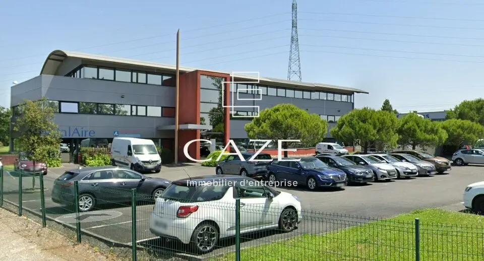 Bureau à vendre - Floirac (33270) - 1800 m²