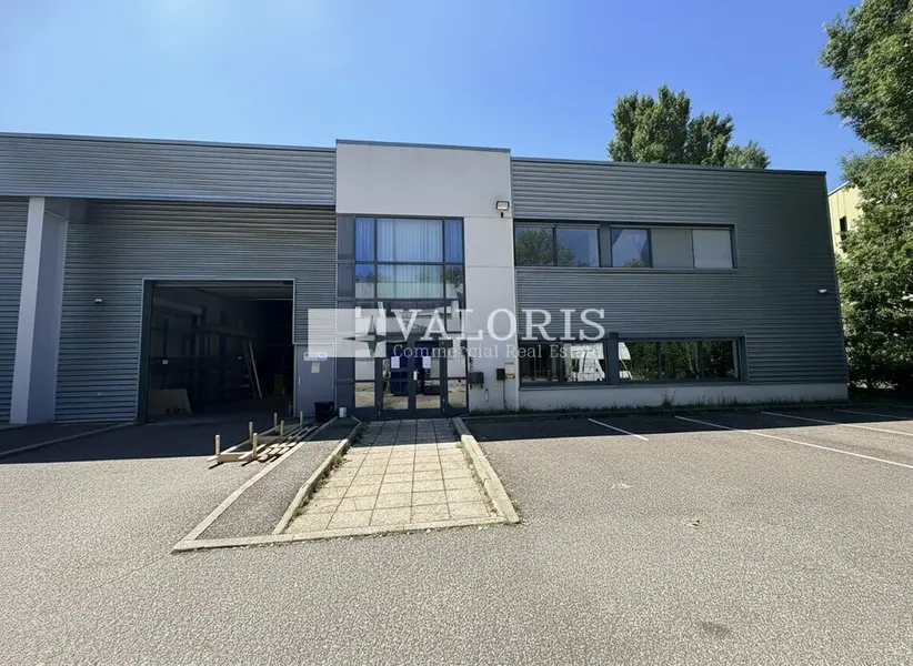 Entrepôt / Activité à louer - Limonest (69760) - 741 m² - 7 500 €/mois