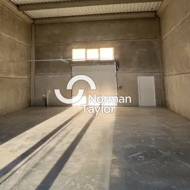 A louer Locaux d'activité 150m² Vic-la-Gardiole