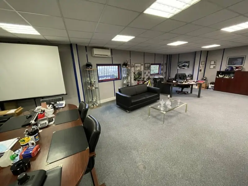 Entrepôt / Activité à louer - Saint-Soupplets (77165) - 887 m² - 5 562 €/mois