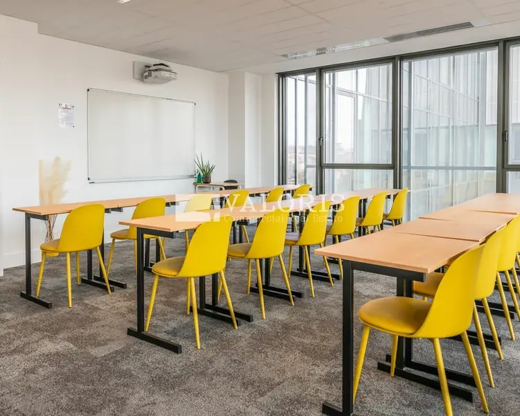 A louer Bureaux 1040.7m² Villeurbanne