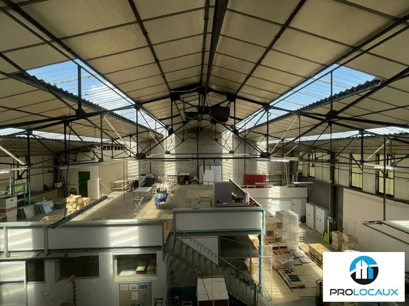 A vendre Locaux d'activité 921m² Villefranche-sur-Saône