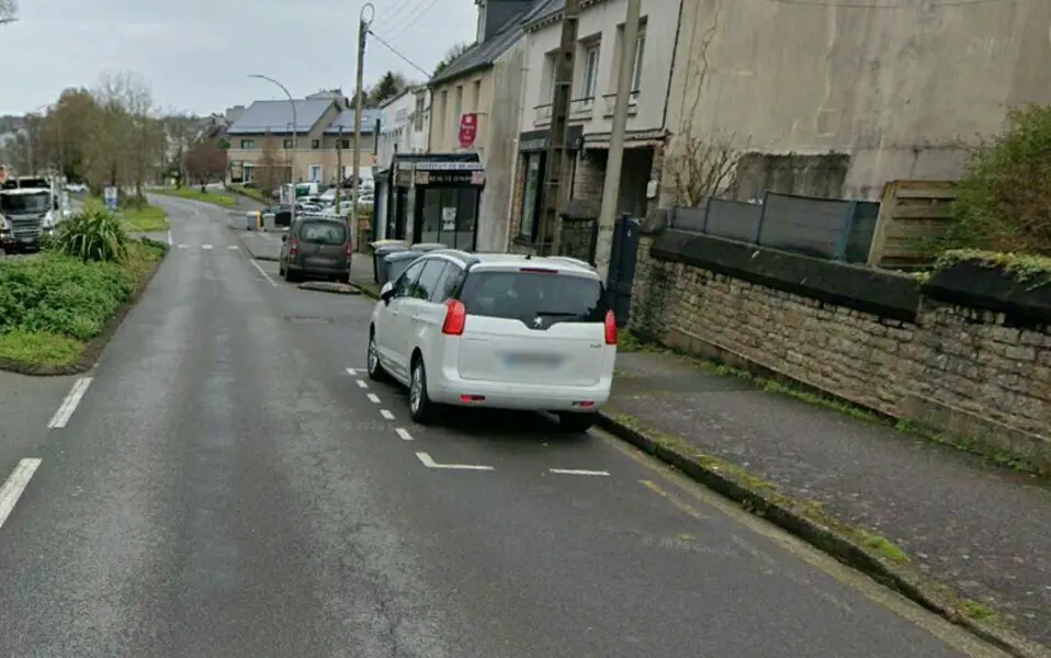 A louer Local commercial  65m² Quimper