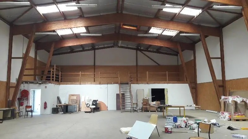 Entrepôt / Activité à louer - Montivilliers (76290) - 634 m² - 4 000 €/mois