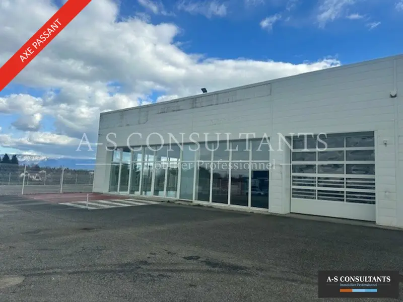 A vendre Locaux d'activité 720m² Les Abrets en Dauphiné