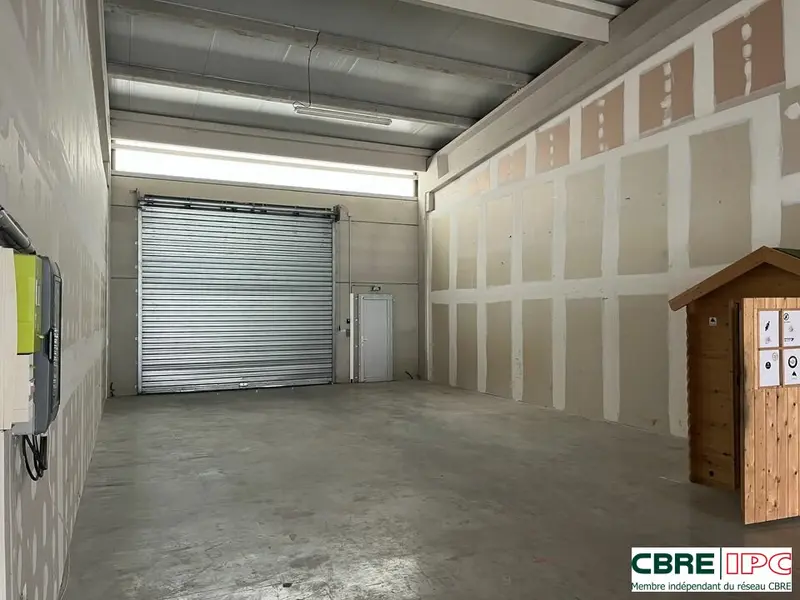 LOCATION - REF : 8352PC