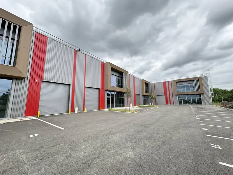 Entrepôt / Activité à louer - Tresses (33370) - 6299 m² - 48 292 €/mois