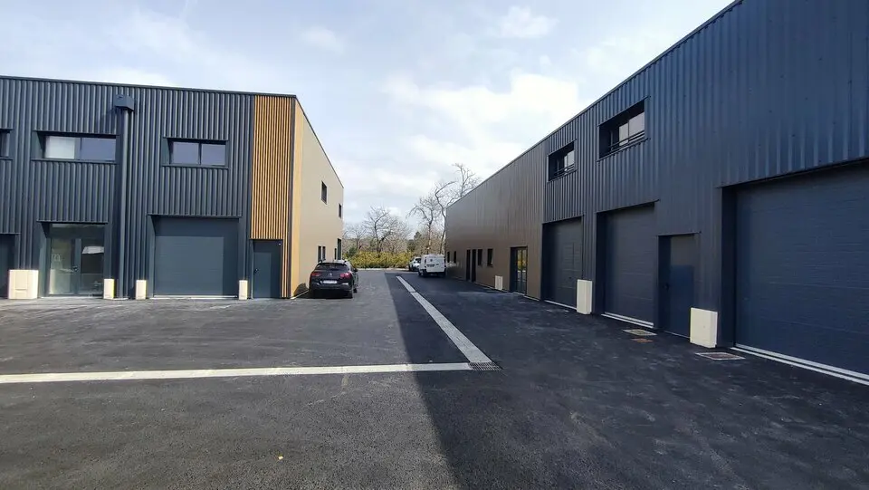 Entrepôt / Activité à louer - Audenge (33980) - 90 m² - 795 €/mois