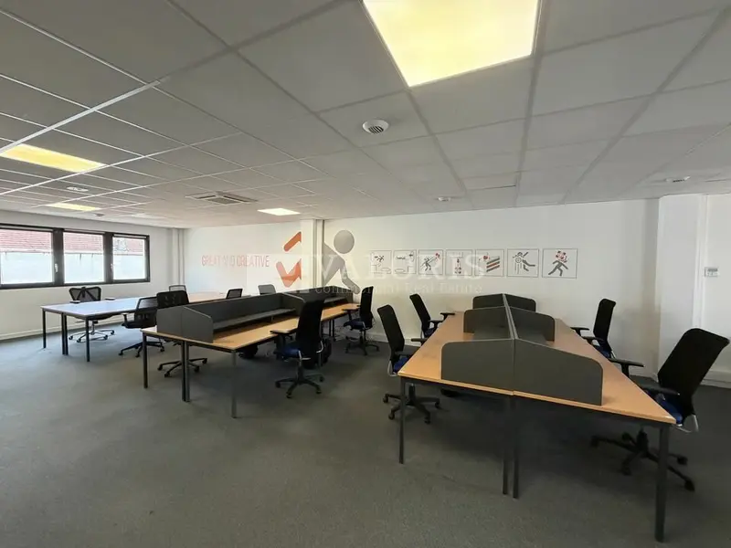 Bureau à louer - Lyon 09 (69009) - 146 m² - 2 250 €/mois