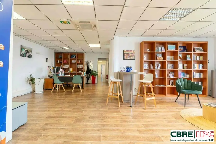 Bureau à vendre - Bayonne (64100) - 335 m²