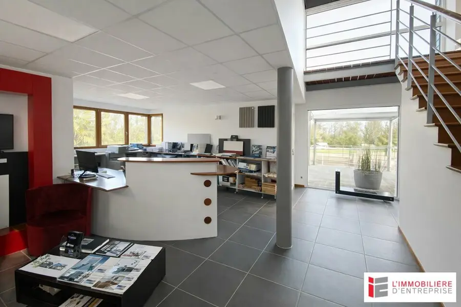 Bureau à vendre - Melesse (35520) - 486 m²