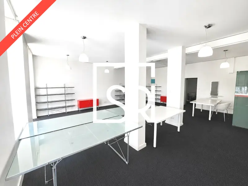 Bureau à louer - Clermont-Ferrand (63000) - 147 m² - 1 000 €/mois