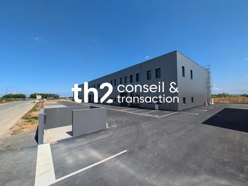 Entrepôt / Activité à louer - Caen (14000) - 1606 m² - 13 383 €/mois