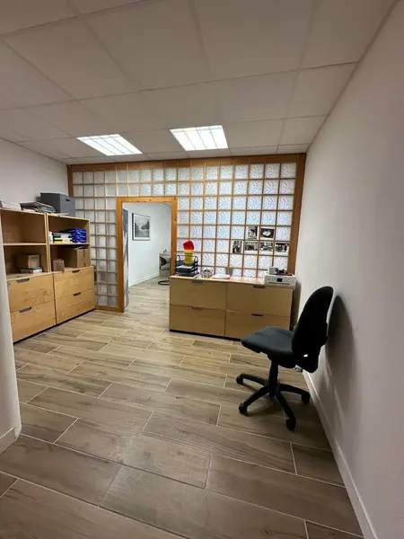 A VENDRE - LOCAL PROFESSIONNEL - LIBOURNE