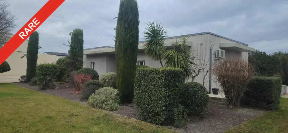 A louer Bureaux 110m² Entraigues-sur-la-Sorgue